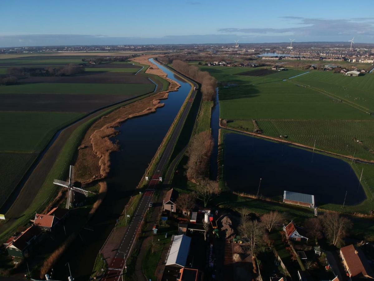Tinyhouse Natuurhuisje Met Veranda Bij De Molen Tussen Alkmaar En Hoorn Oterleek Bagian luar foto